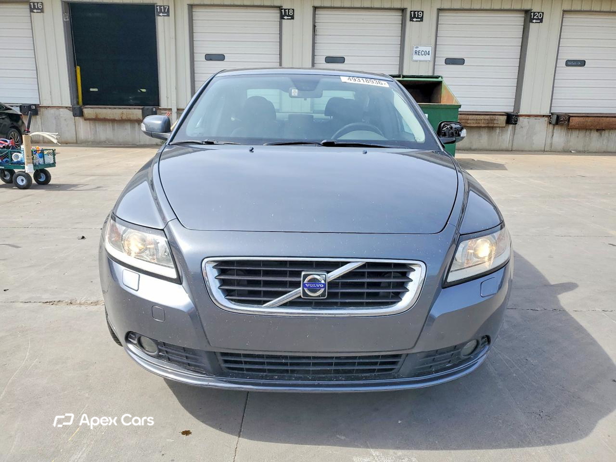 Volvo S40 2010