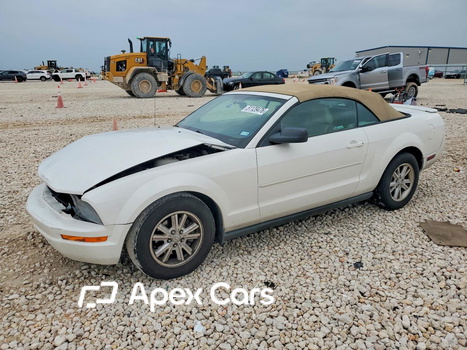 Ford Mustang 2008 - Image 1 of 13