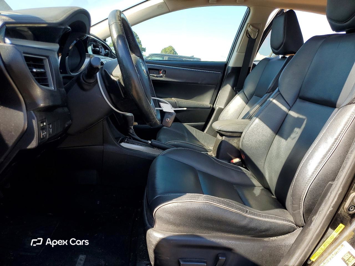 Toyota Corolla 2015