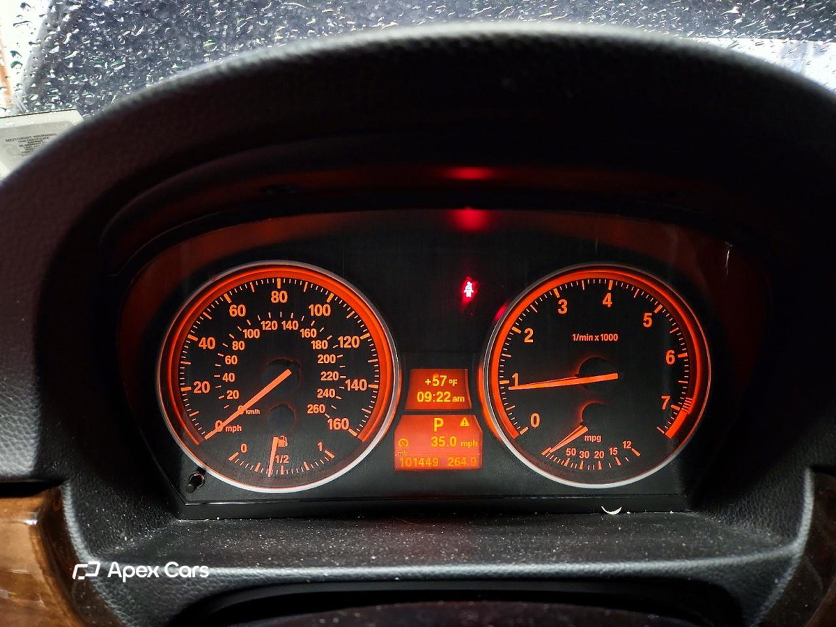 BMW Series 3 2009
