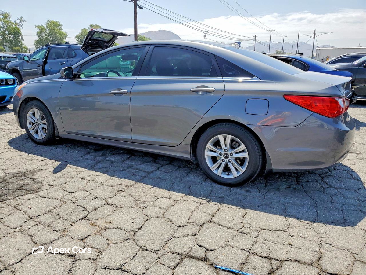 Hyundai Sonata 2013