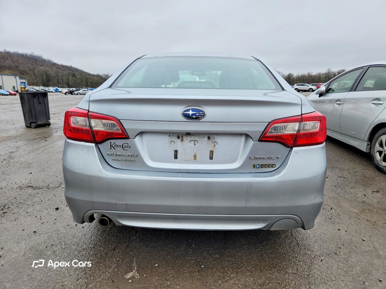 Subaru Legacy 2015