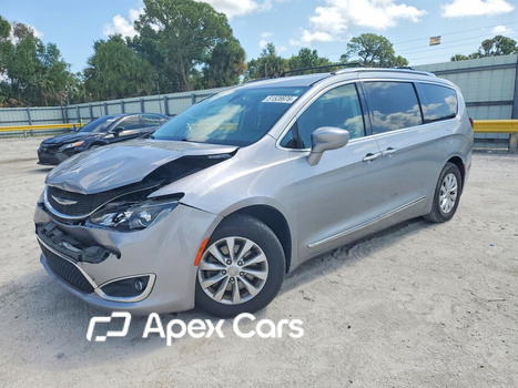 Chrysler Pacifica 2018 - Zdjęcie 1 z 13