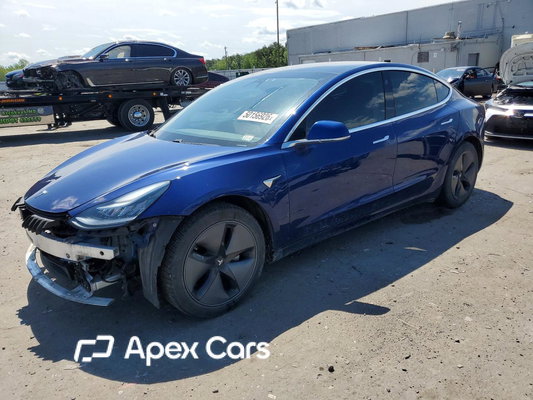 Tesla Model 3 2020 - Image 1 of 13