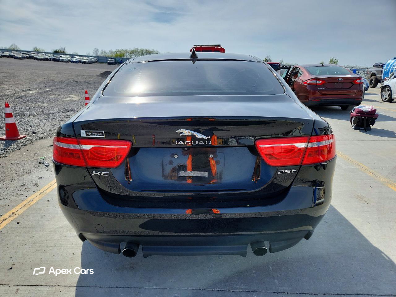 Jaguar XE 2017