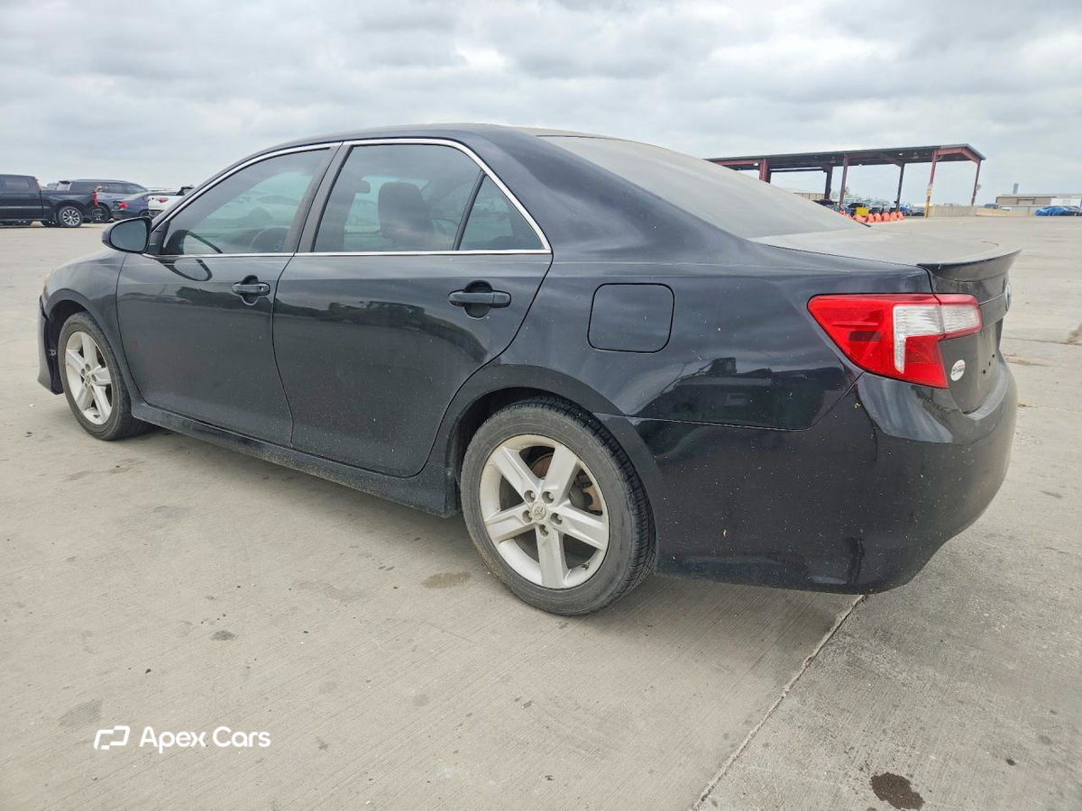 Toyota Camry 2012