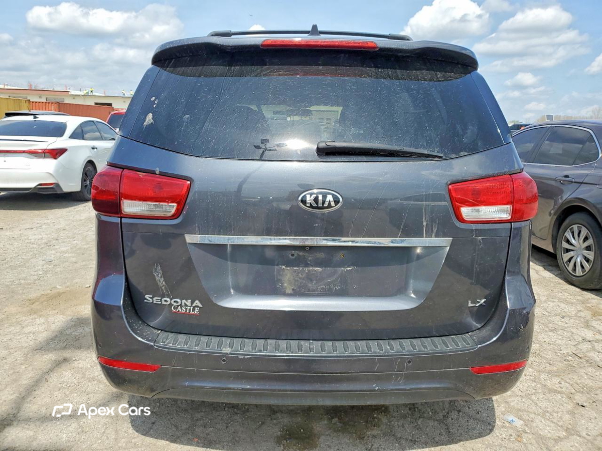 Kia Sedona 2016