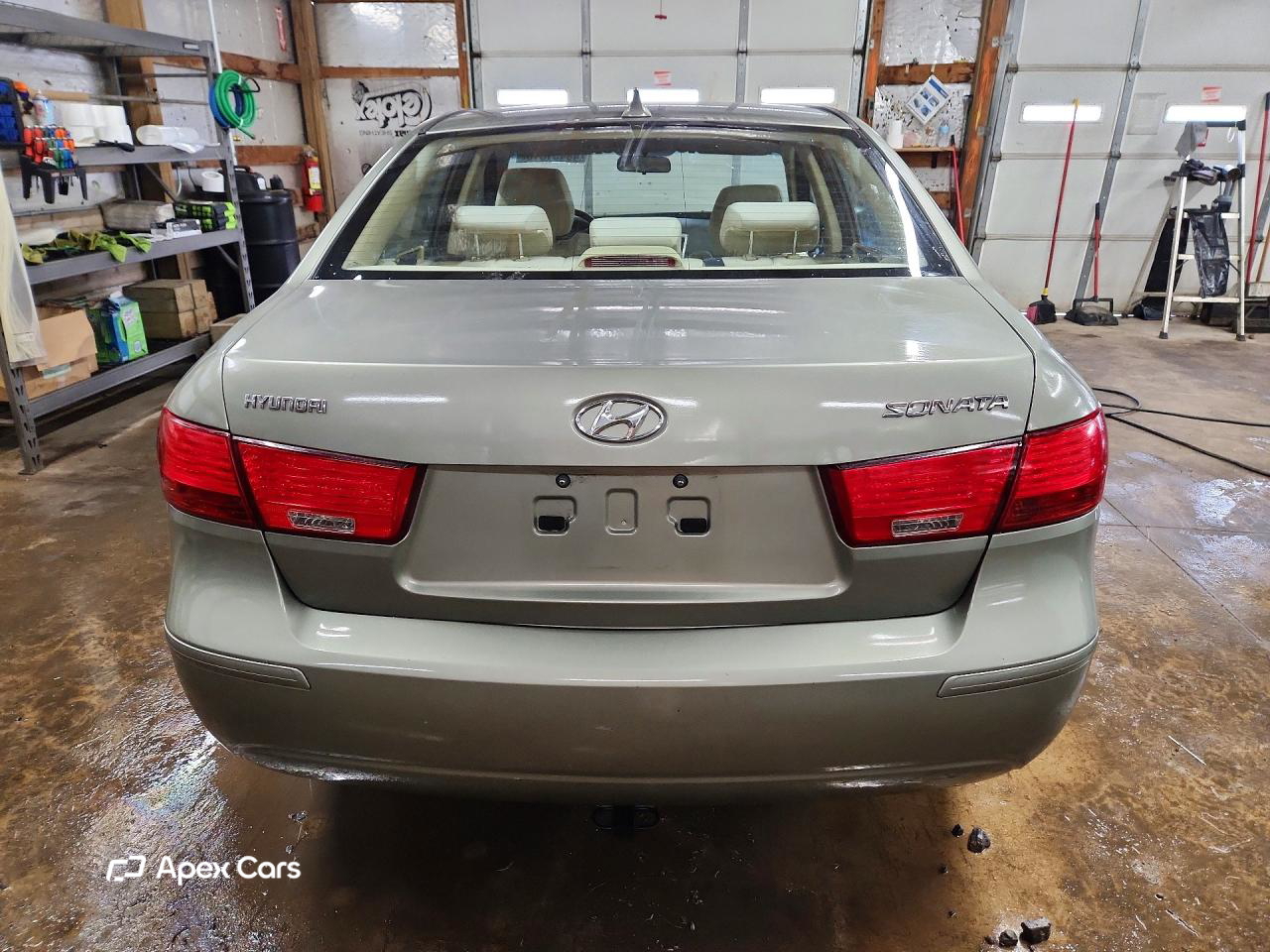 Hyundai Sonata 2010