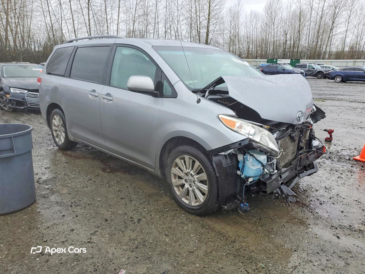 Toyota Sienna 2012