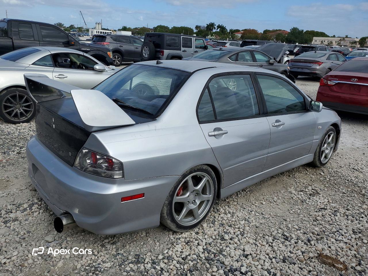 Mitsubishi Lancer Evolution 2003