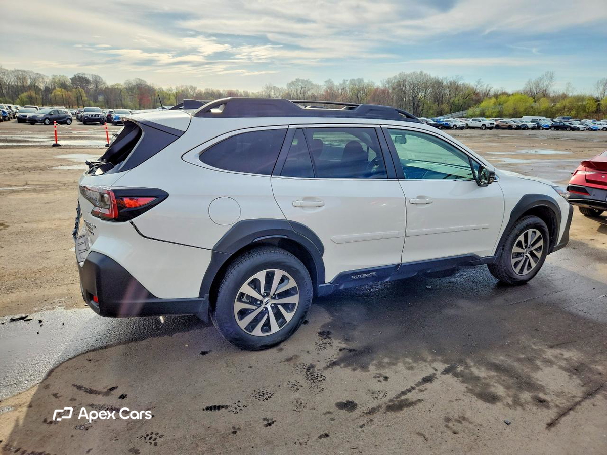 Subaru Outback 2025
