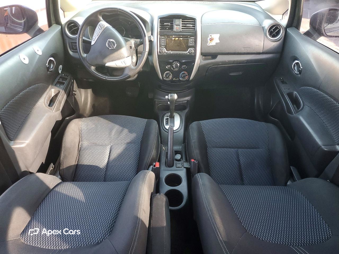 Nissan Versa 2016