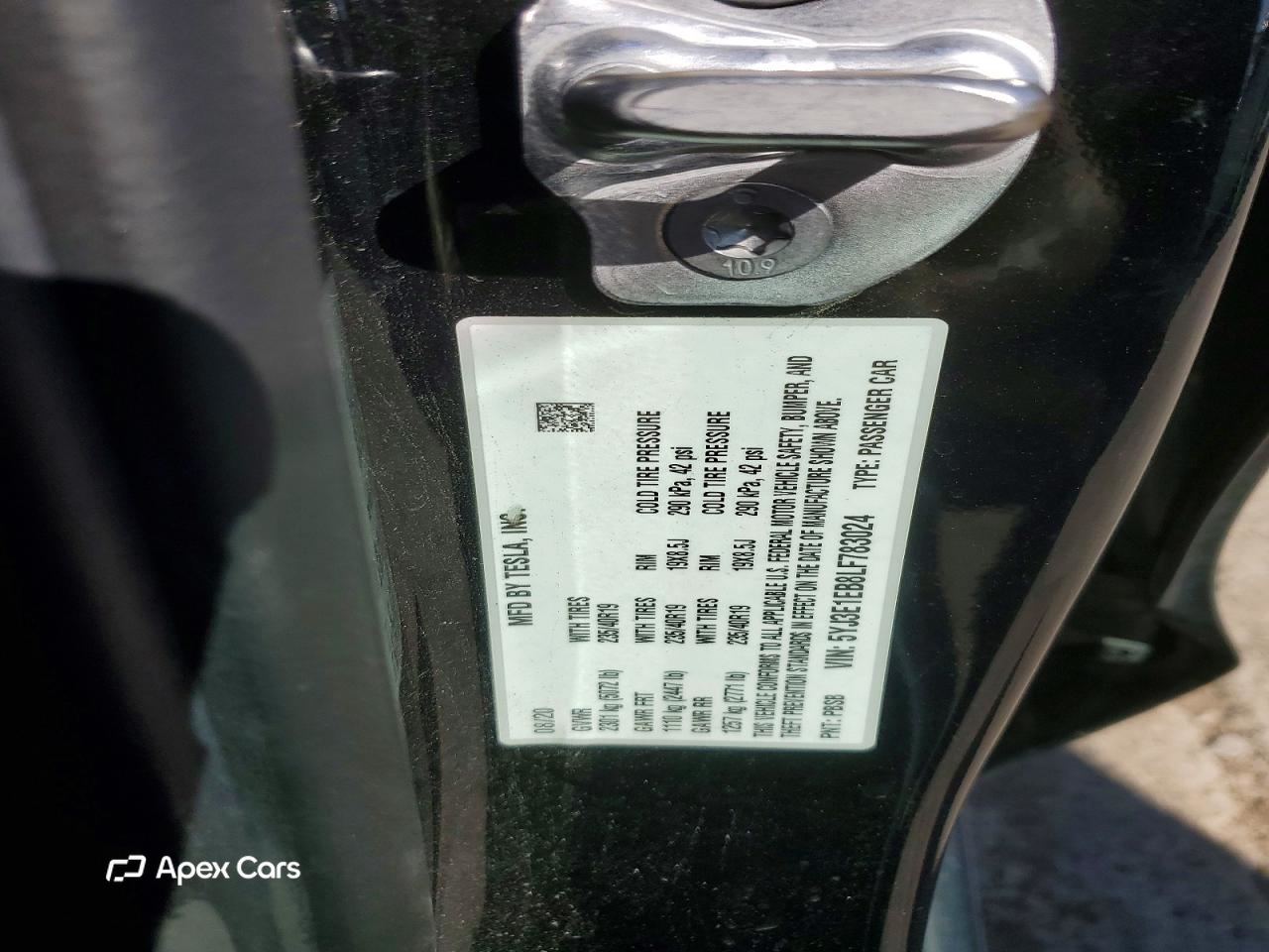 Tesla Model 3 2020