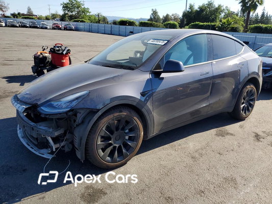 Tesla Model Y 2022 - Zdjęcie 1 z 13