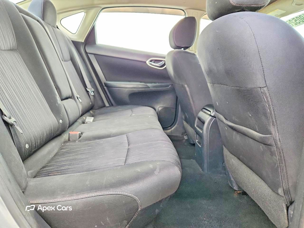 Nissan Sentra 2016