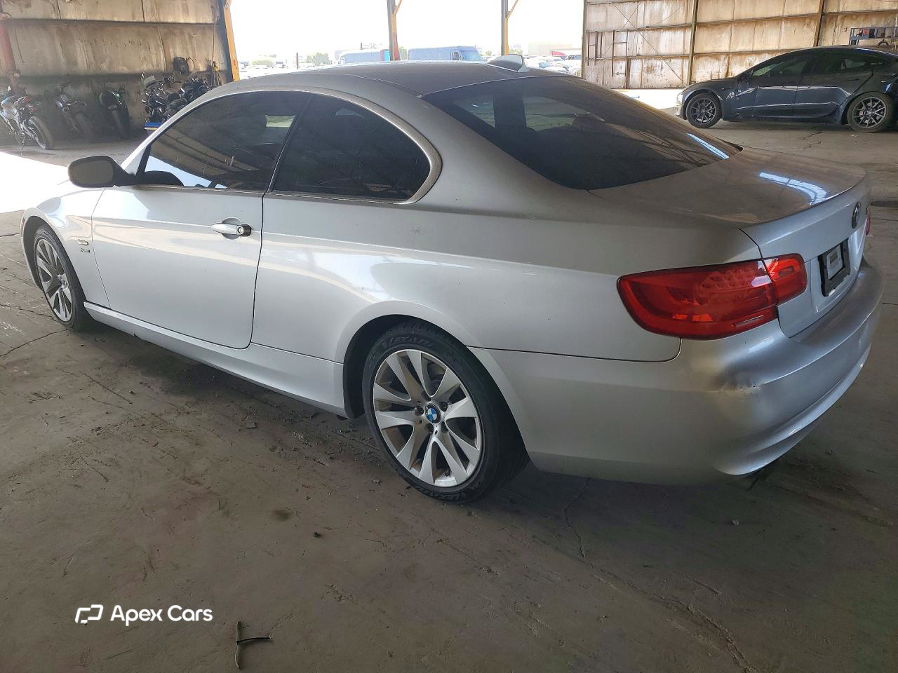 BMW Series 3 2011