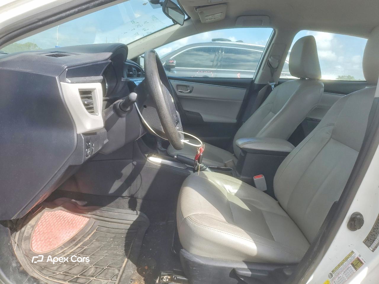 Toyota Corolla 2015