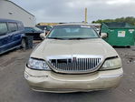 Lincoln Town Car 2010