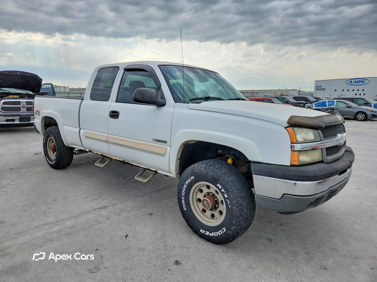 Chevrolet Silverado 2004