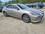 Lexus ES 2020