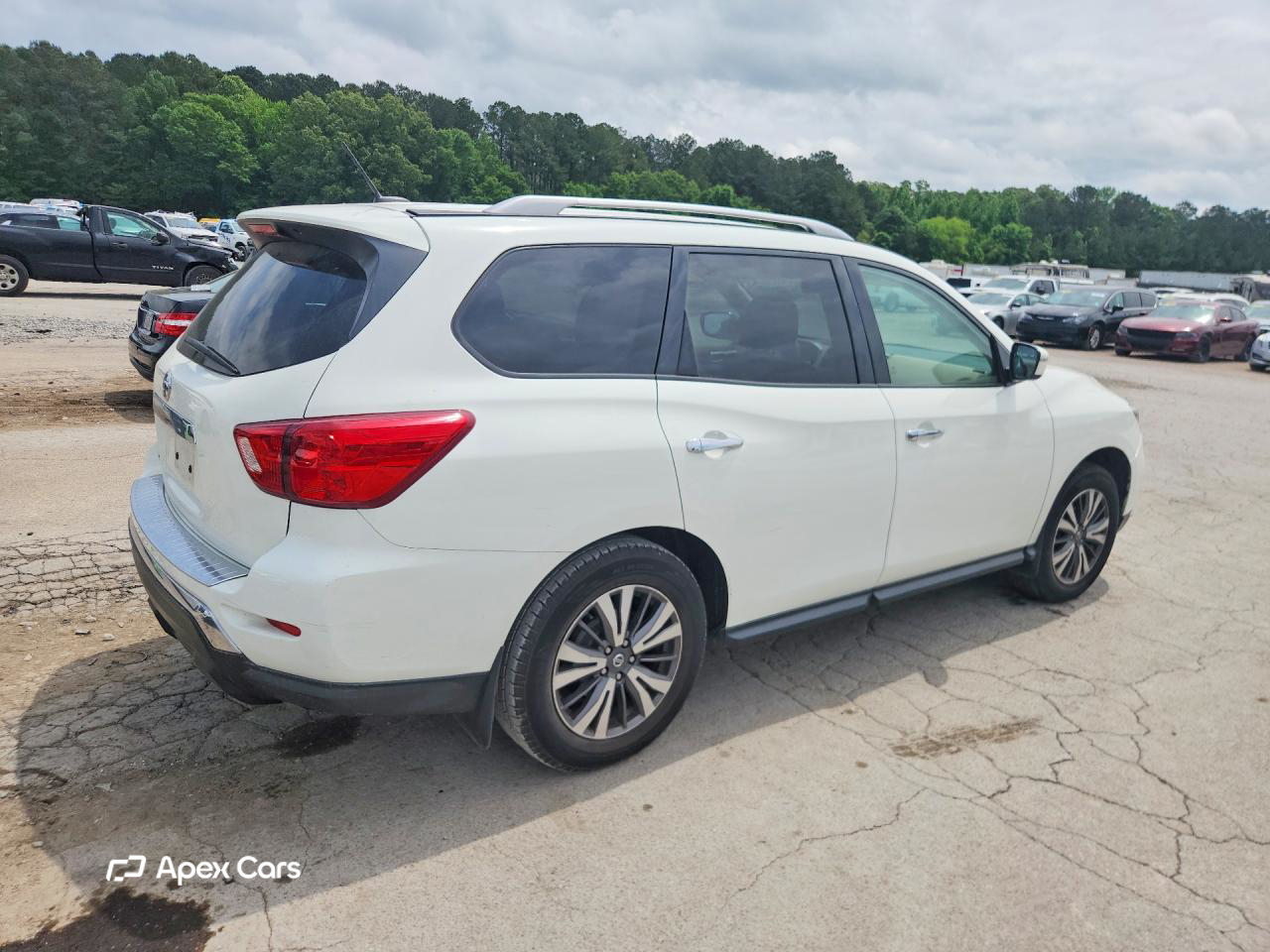 Nissan Pathfinder 2017