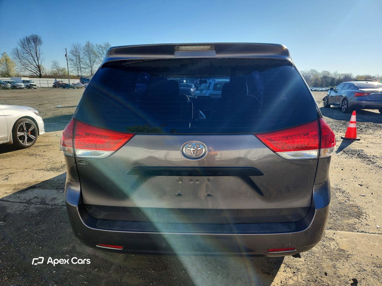 Toyota Sienna 2013