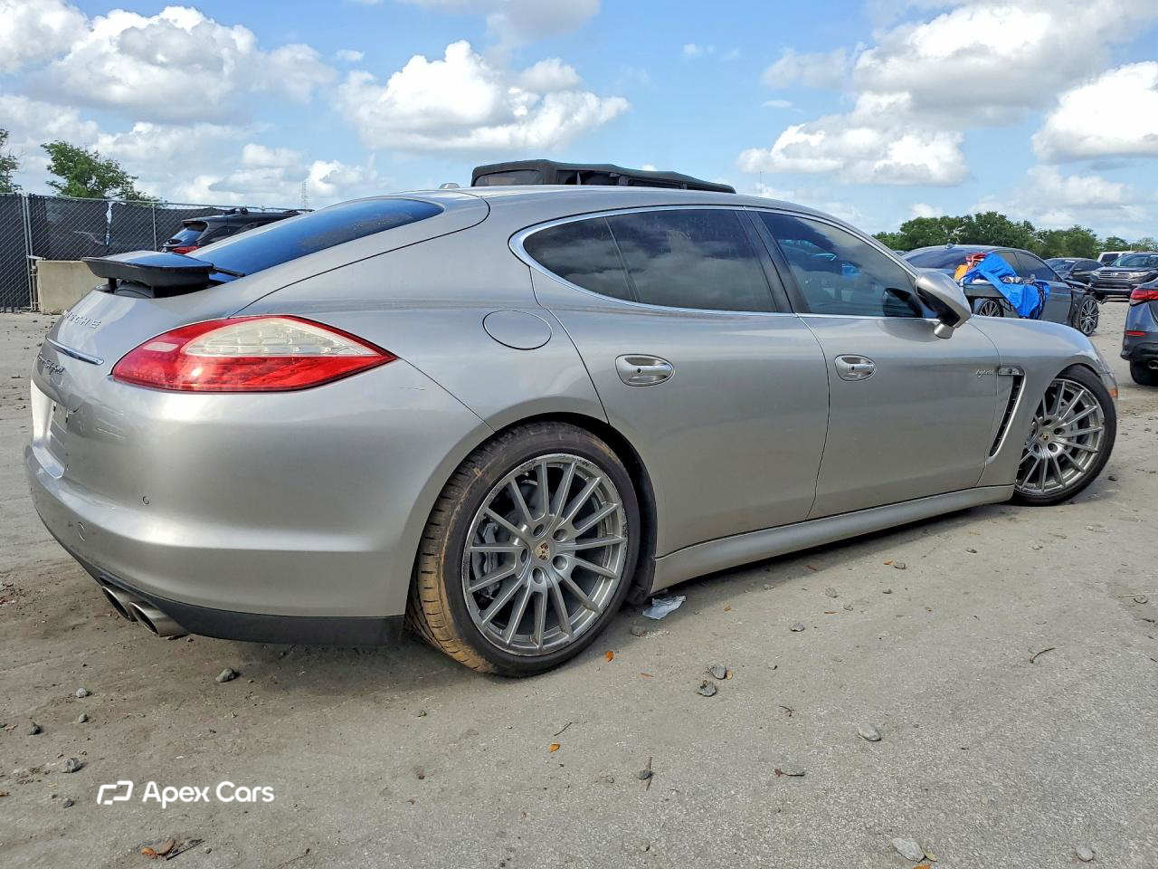 Porsche Panamera 2012