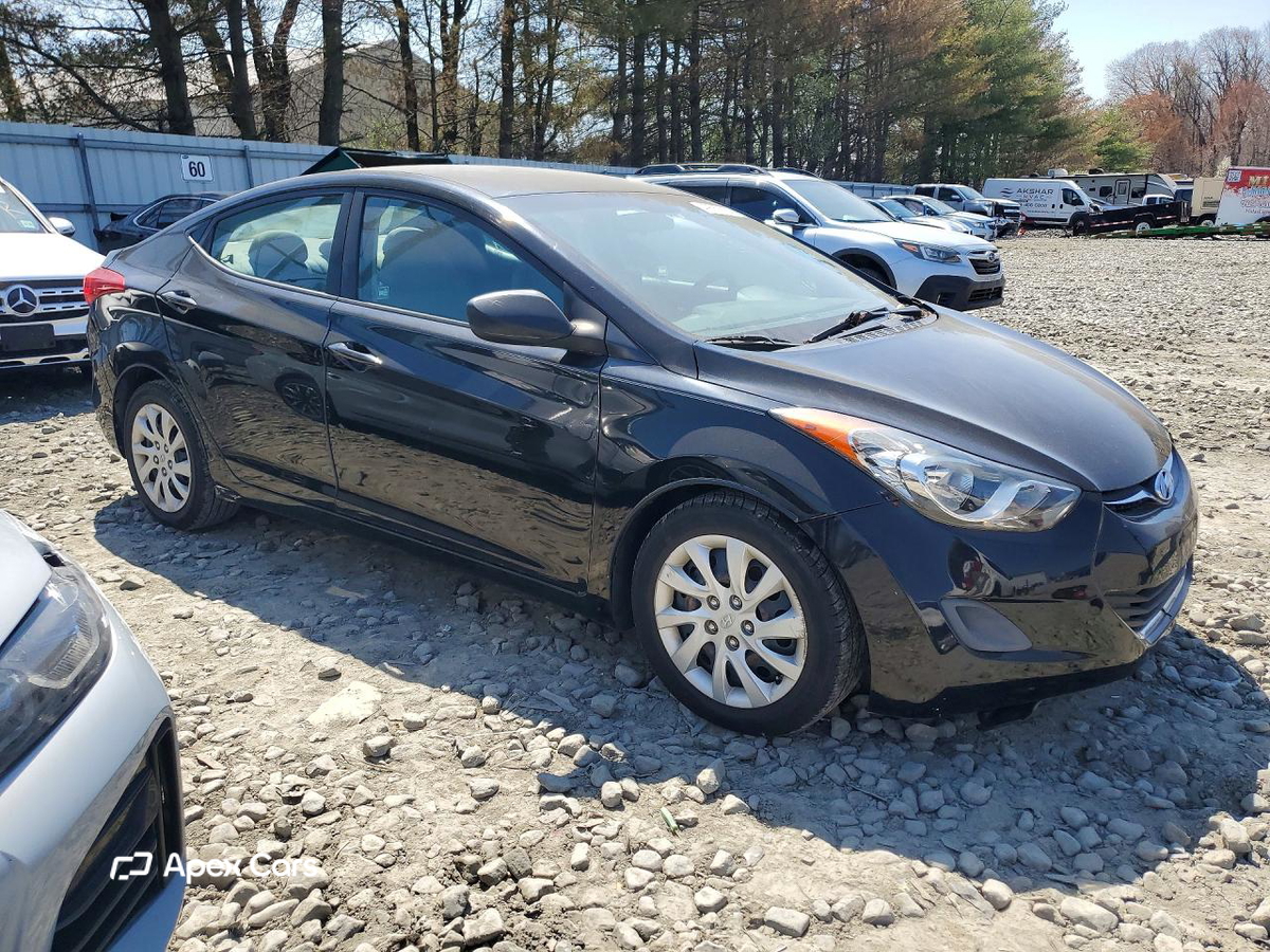 Hyundai Elantra 2011