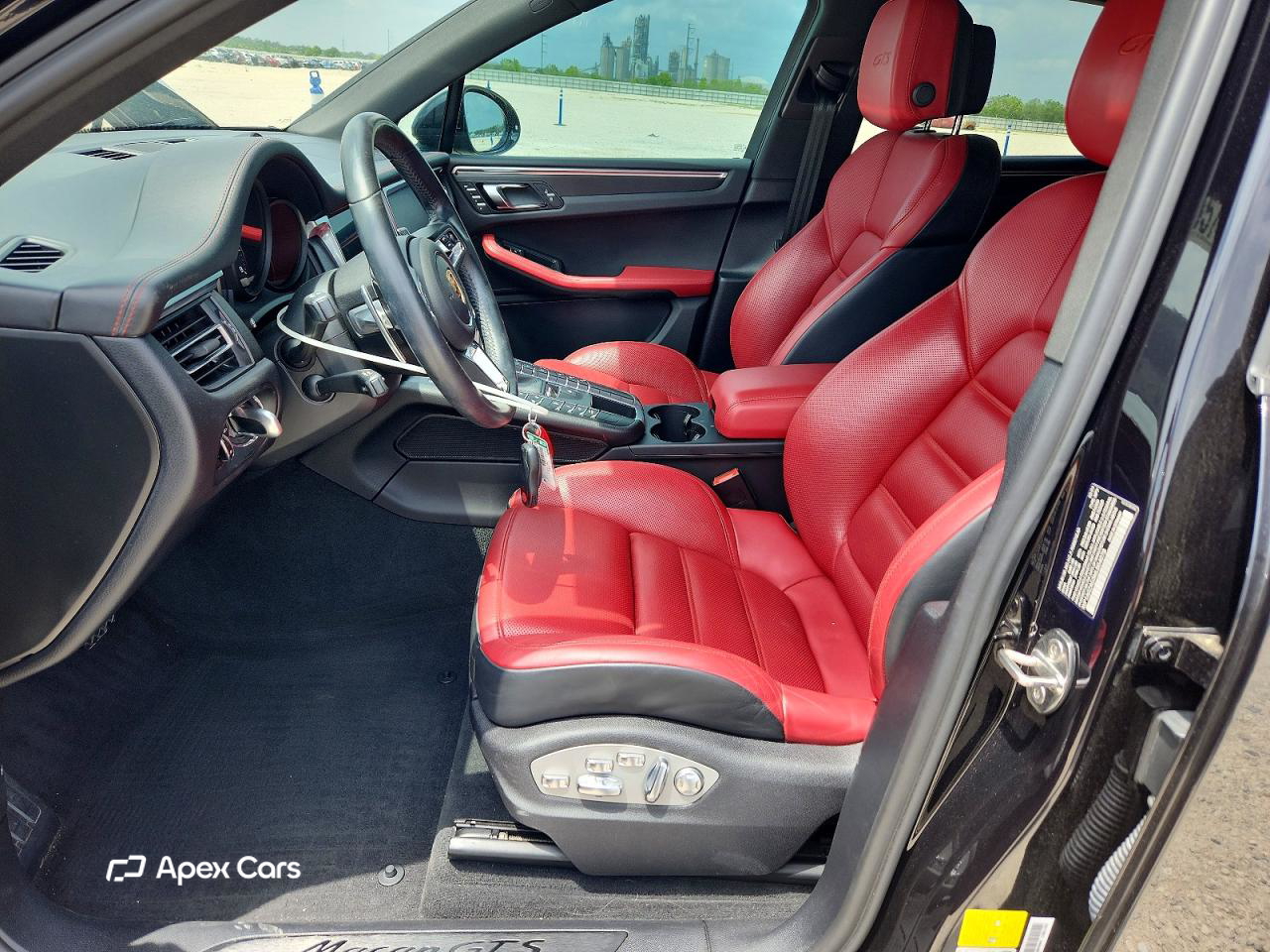 Porsche Macan 2021