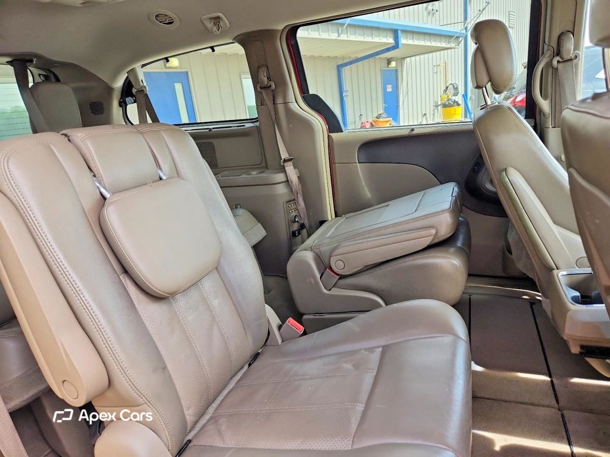 Chrysler Voyager 2012