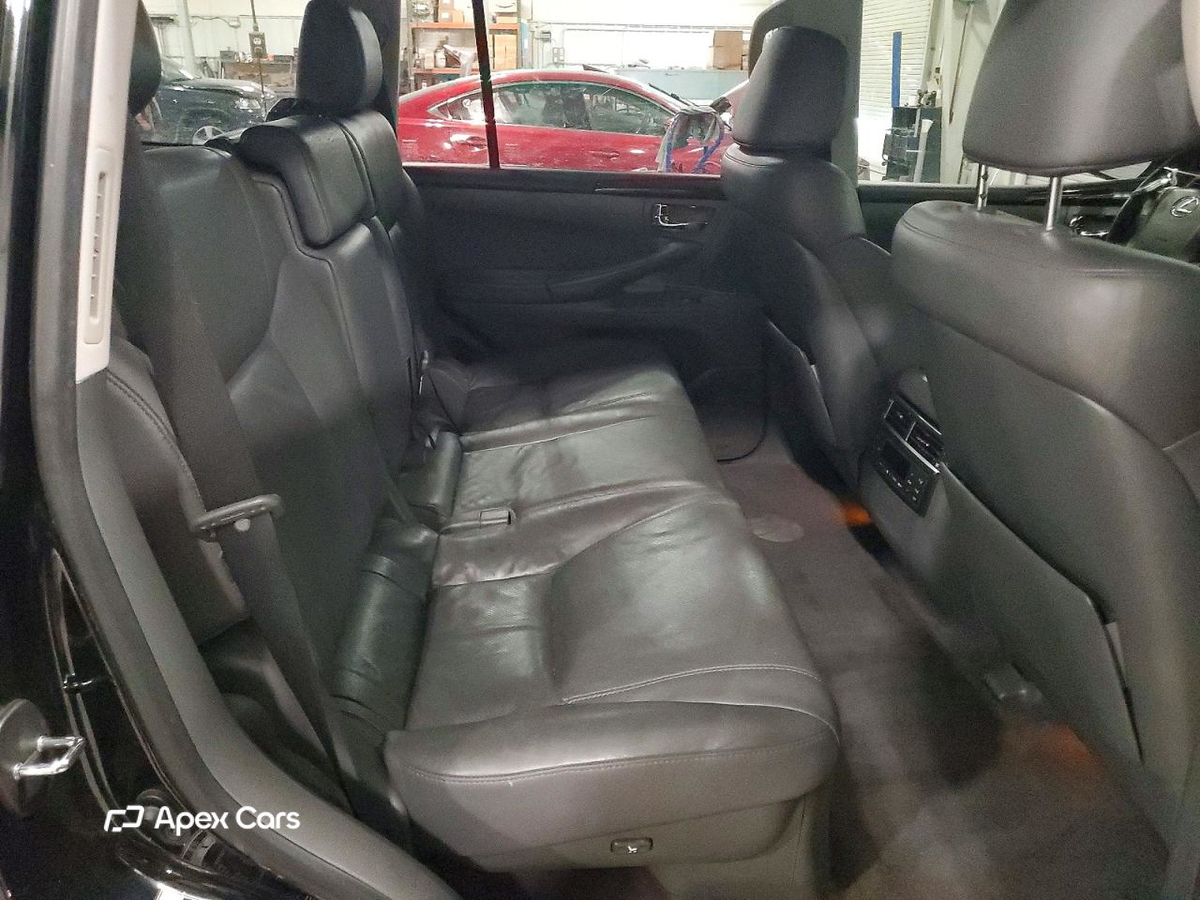 Lexus LX 2010