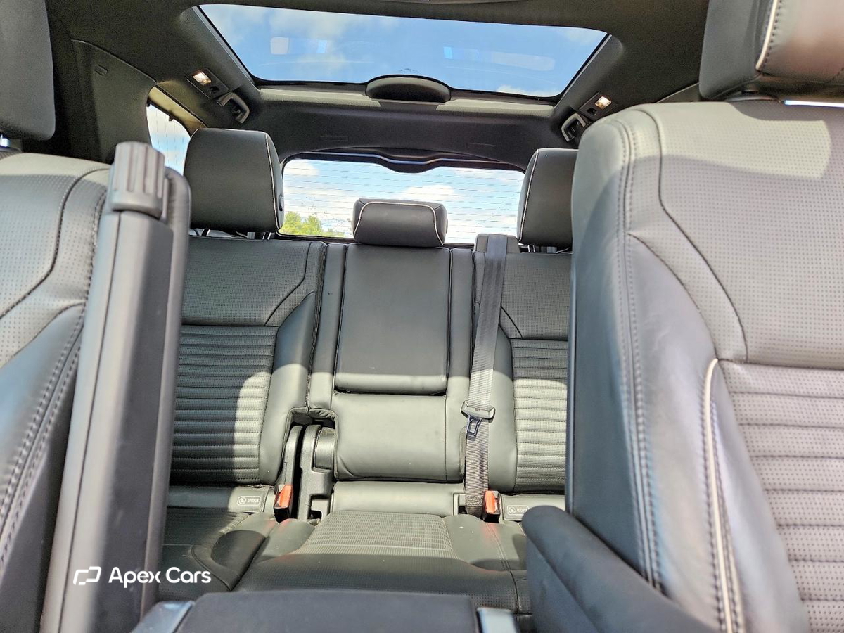 Land Rover Discovery 2019