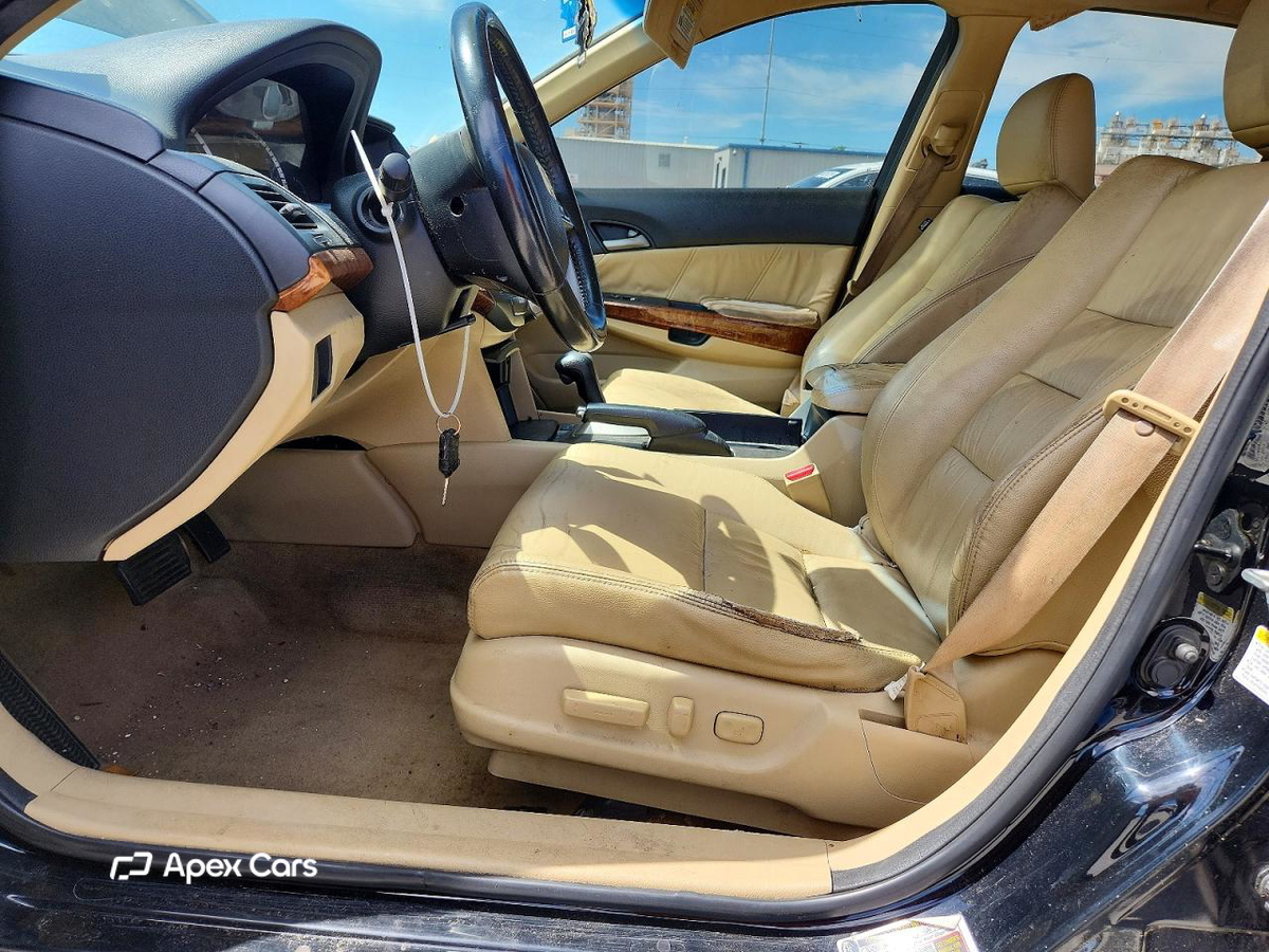 Honda Accord 2011
