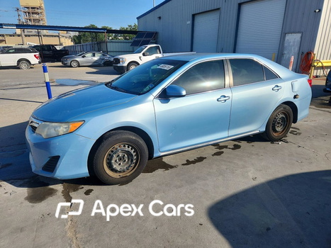 Toyota Camry 2012 - Image 1 of 13
