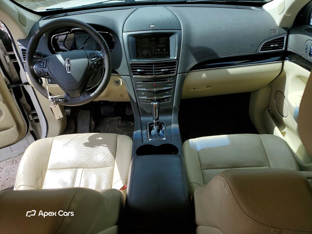Lincoln MKT 2015