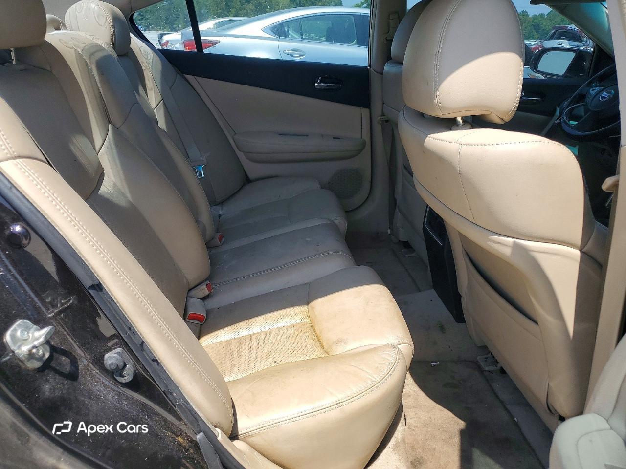 Nissan Maxima 2012