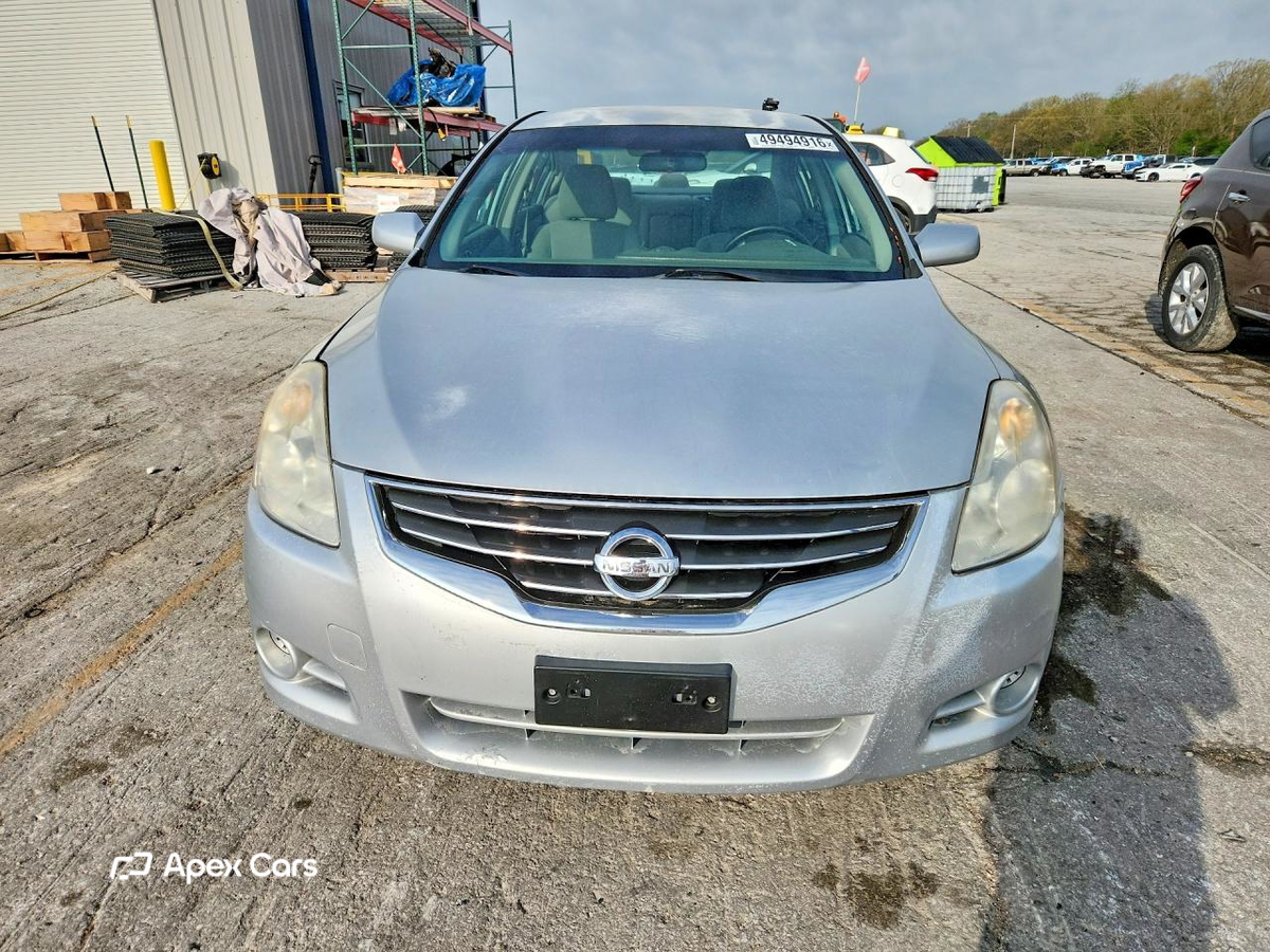 Nissan Altima 2010