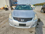 Nissan Altima 2010