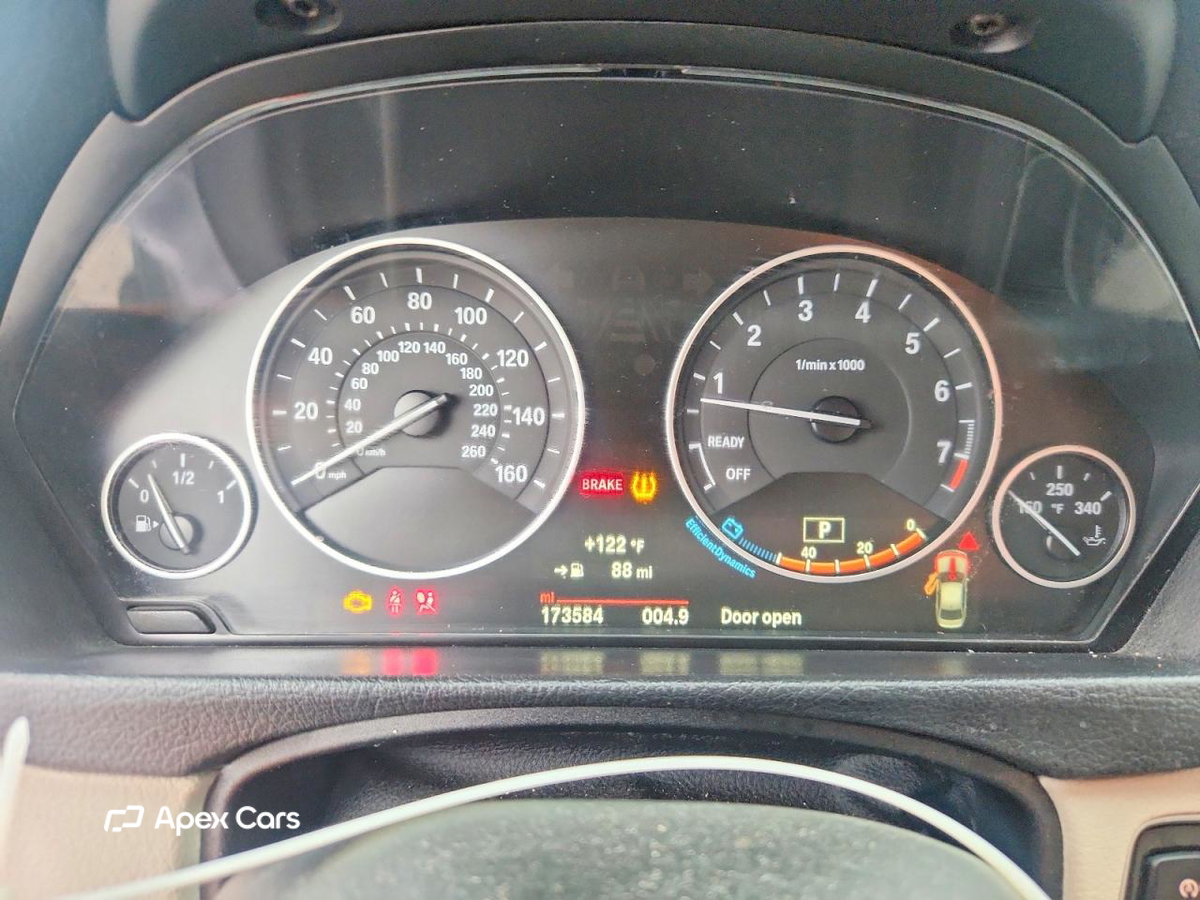 BMW Series 3 2016