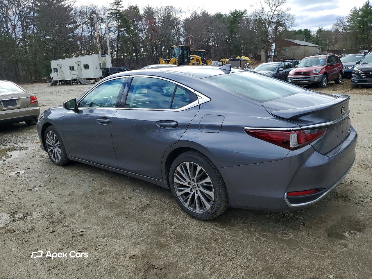 Lexus ES 2021