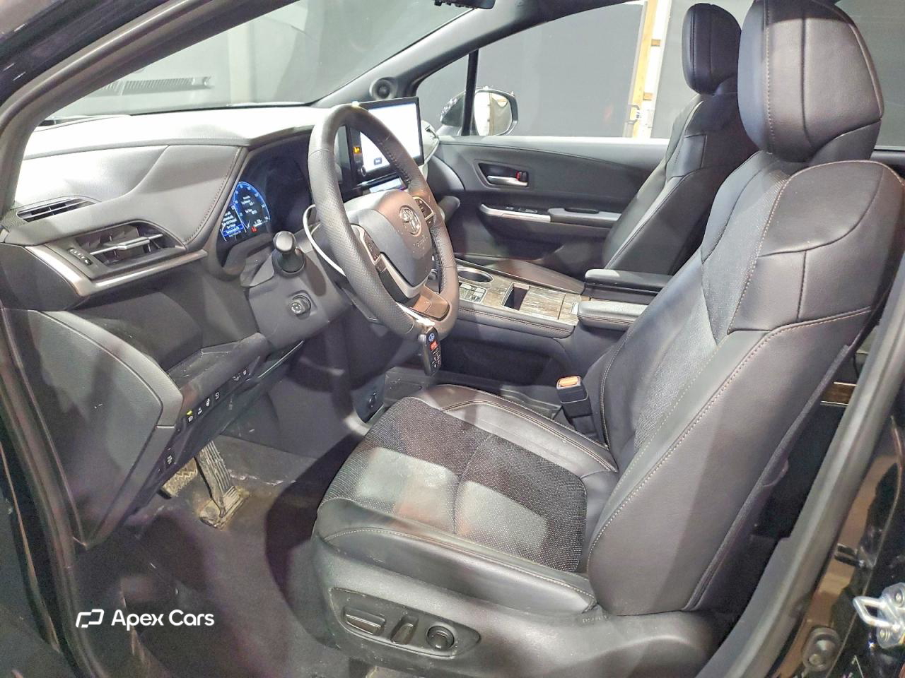 Toyota Sienna 2025