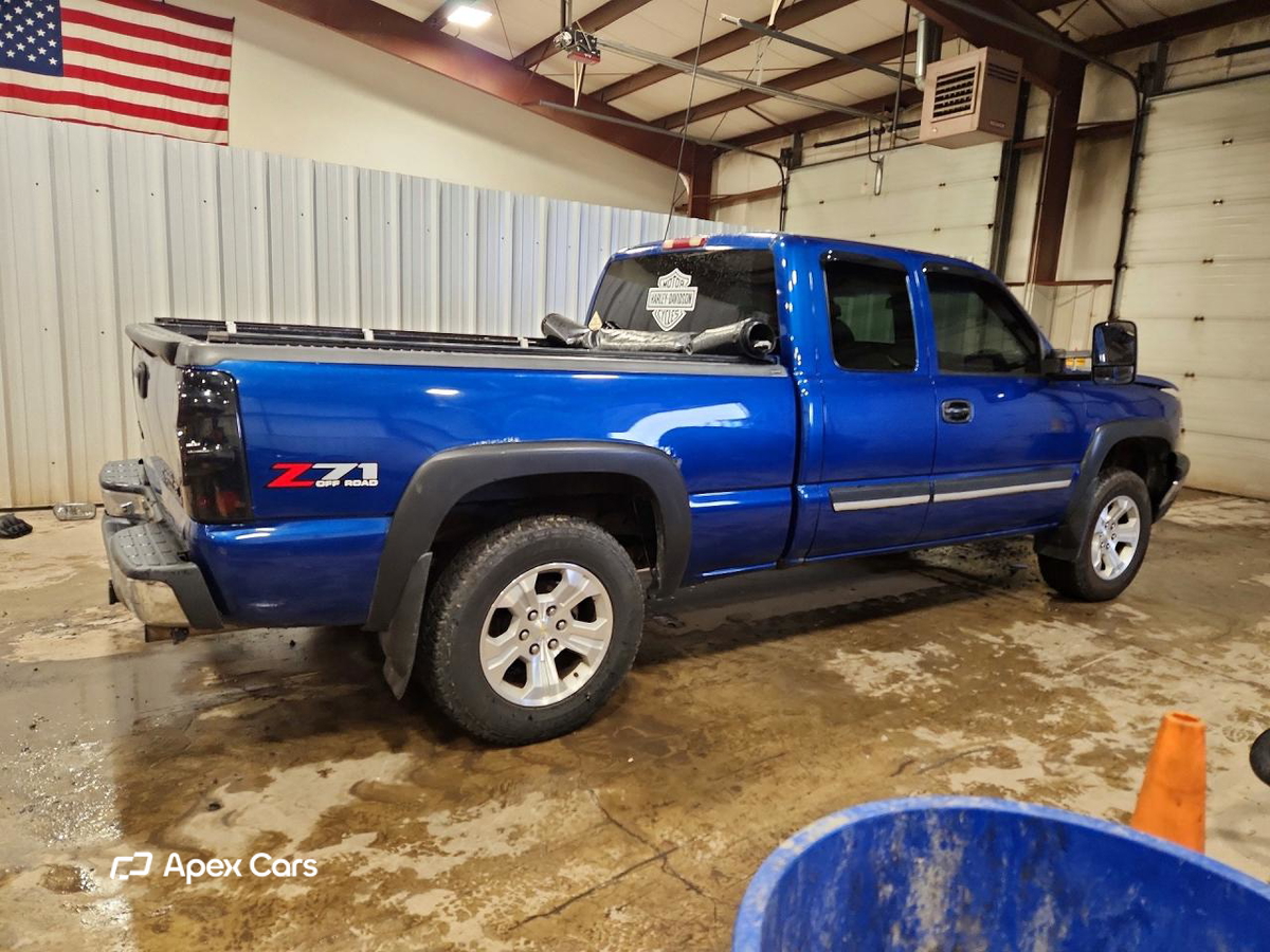 Chevrolet Silverado 2004