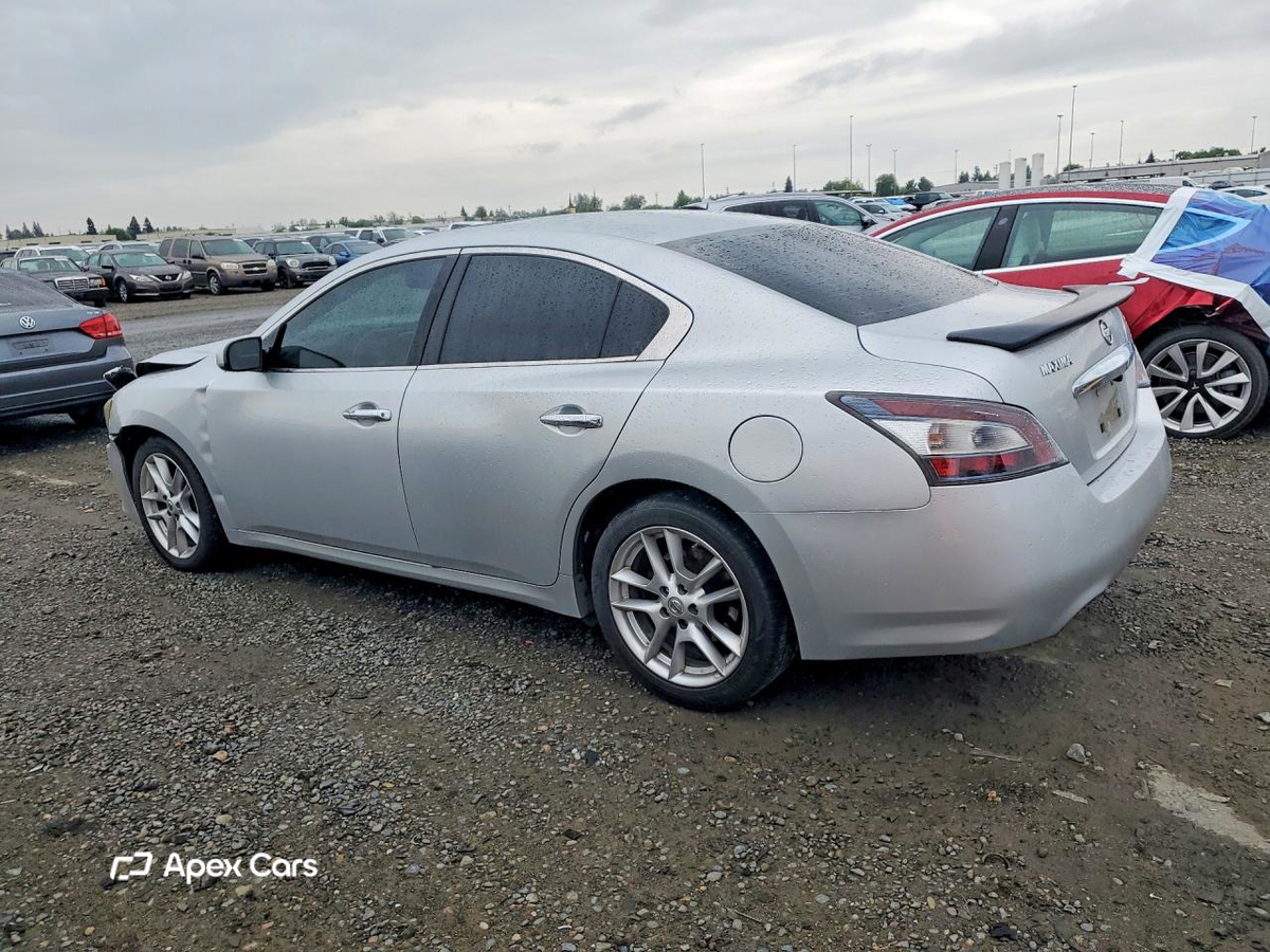 Nissan Maxima 2014