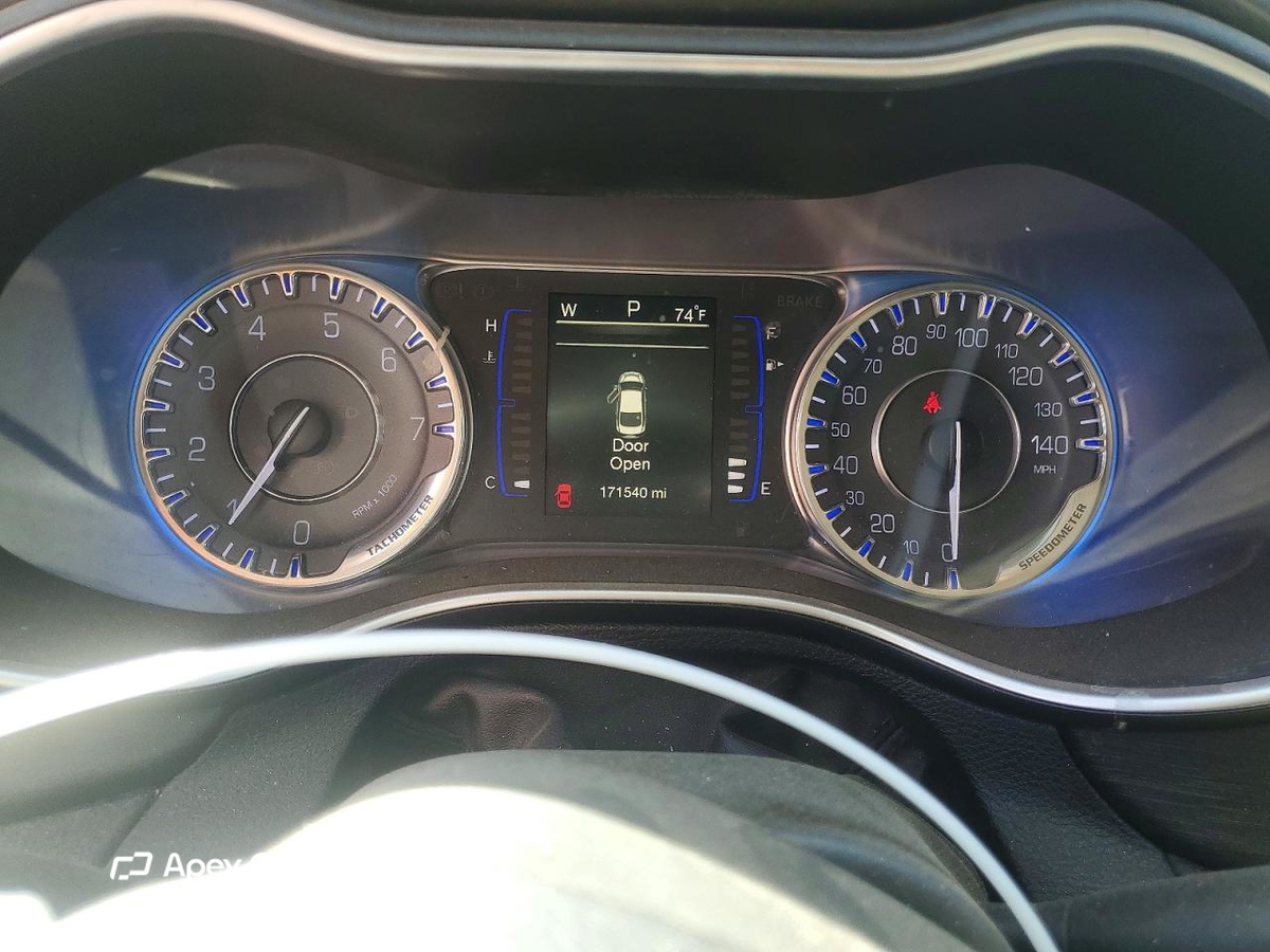 Chrysler 200 2016