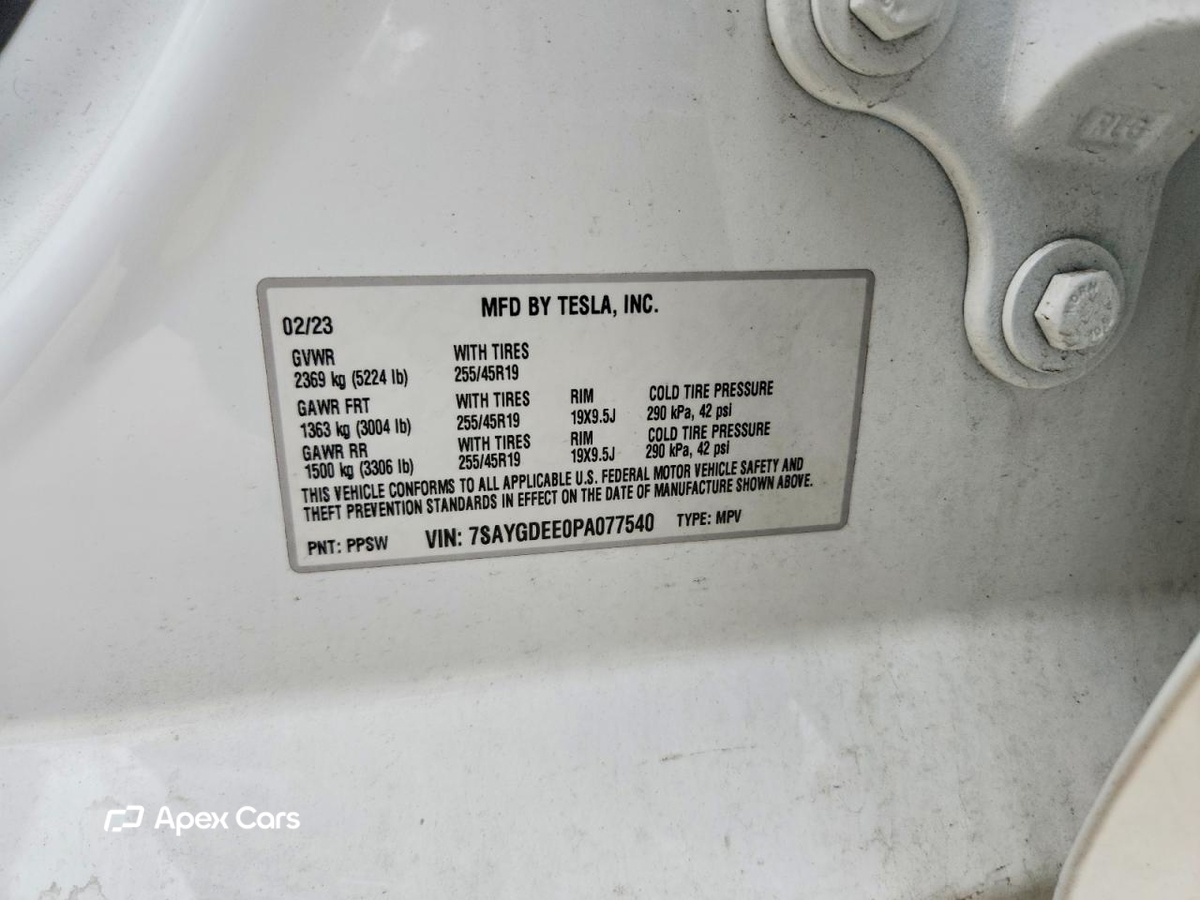Tesla Model Y 2023