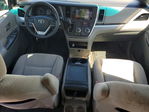 Toyota Sienna 2016