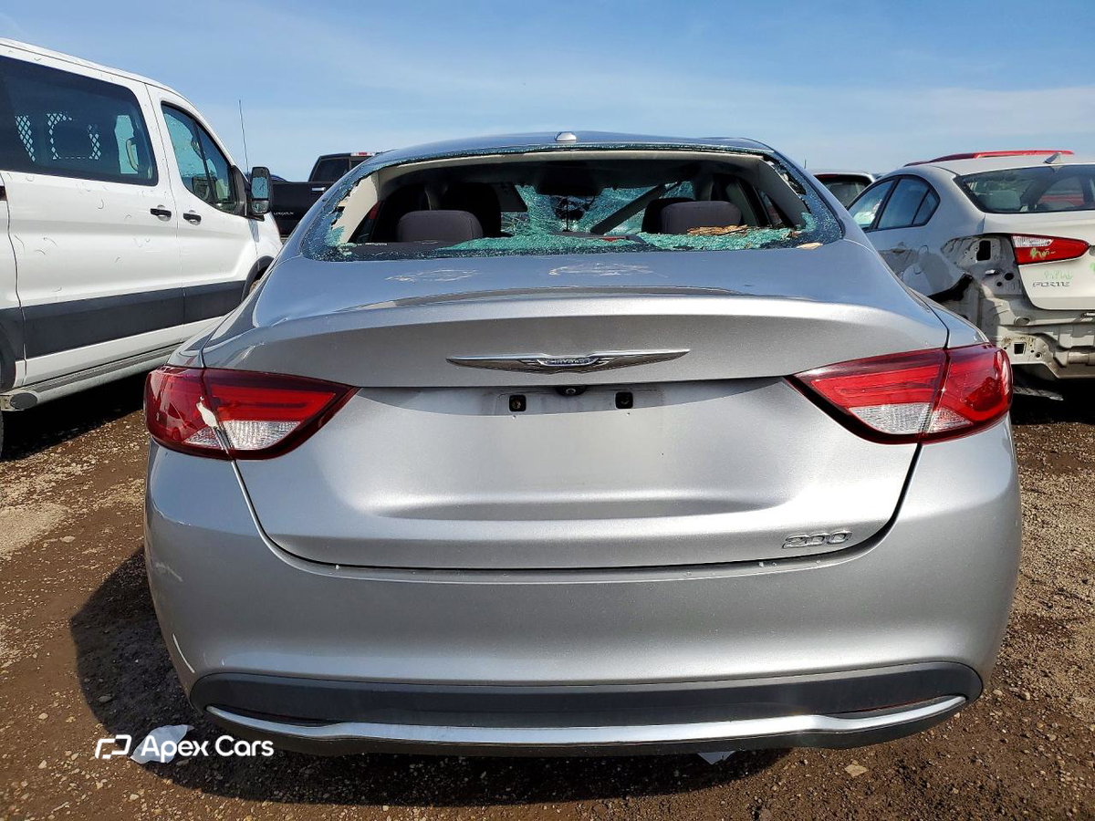 Chrysler 200 2015