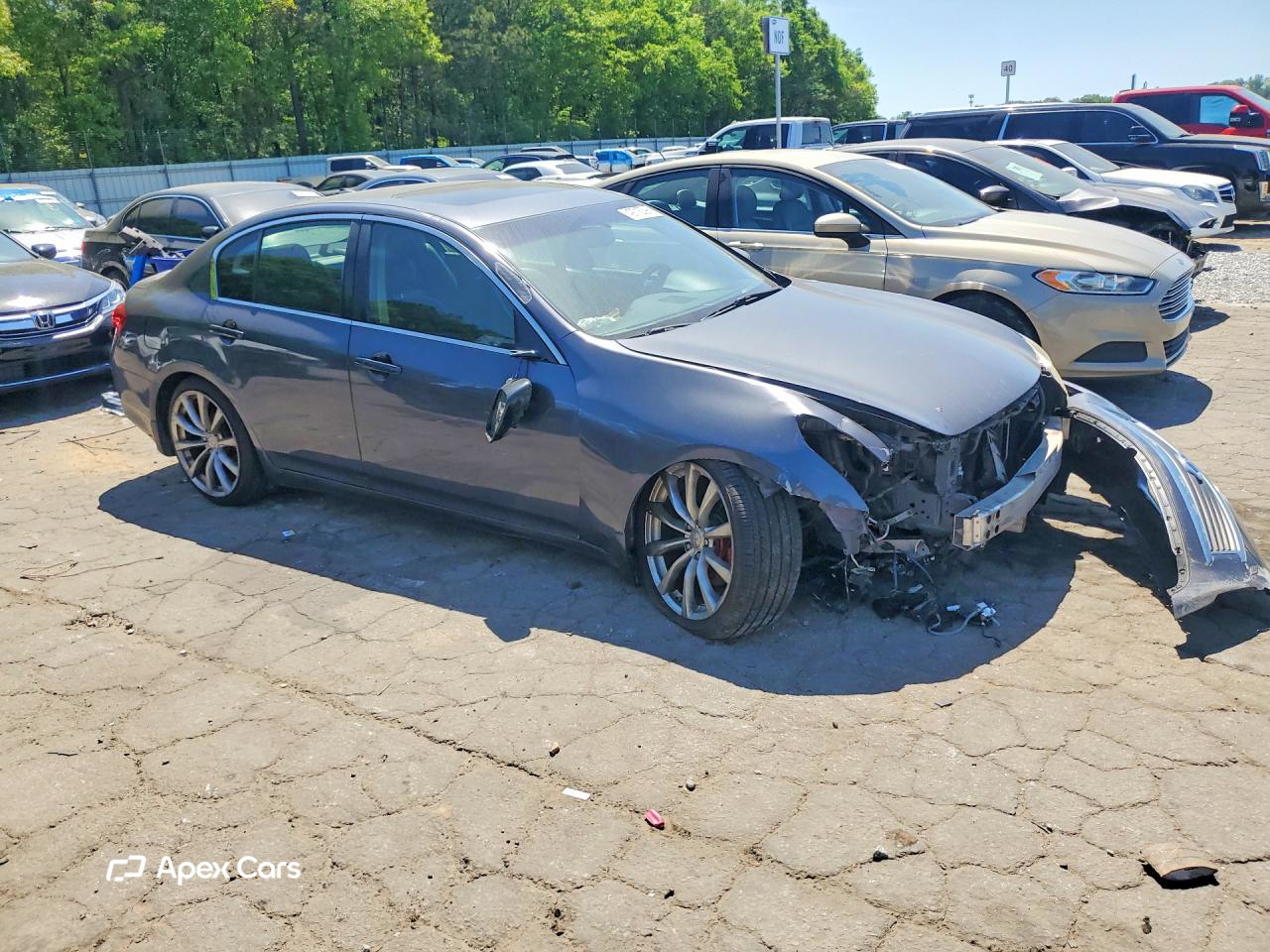 Infiniti G 2013