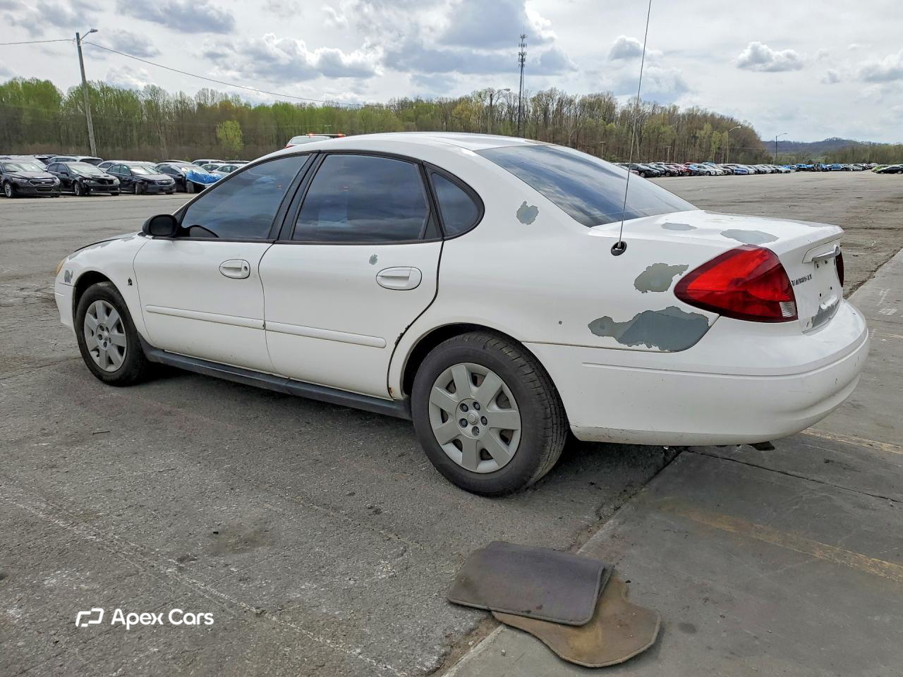 Ford Taurus 2001