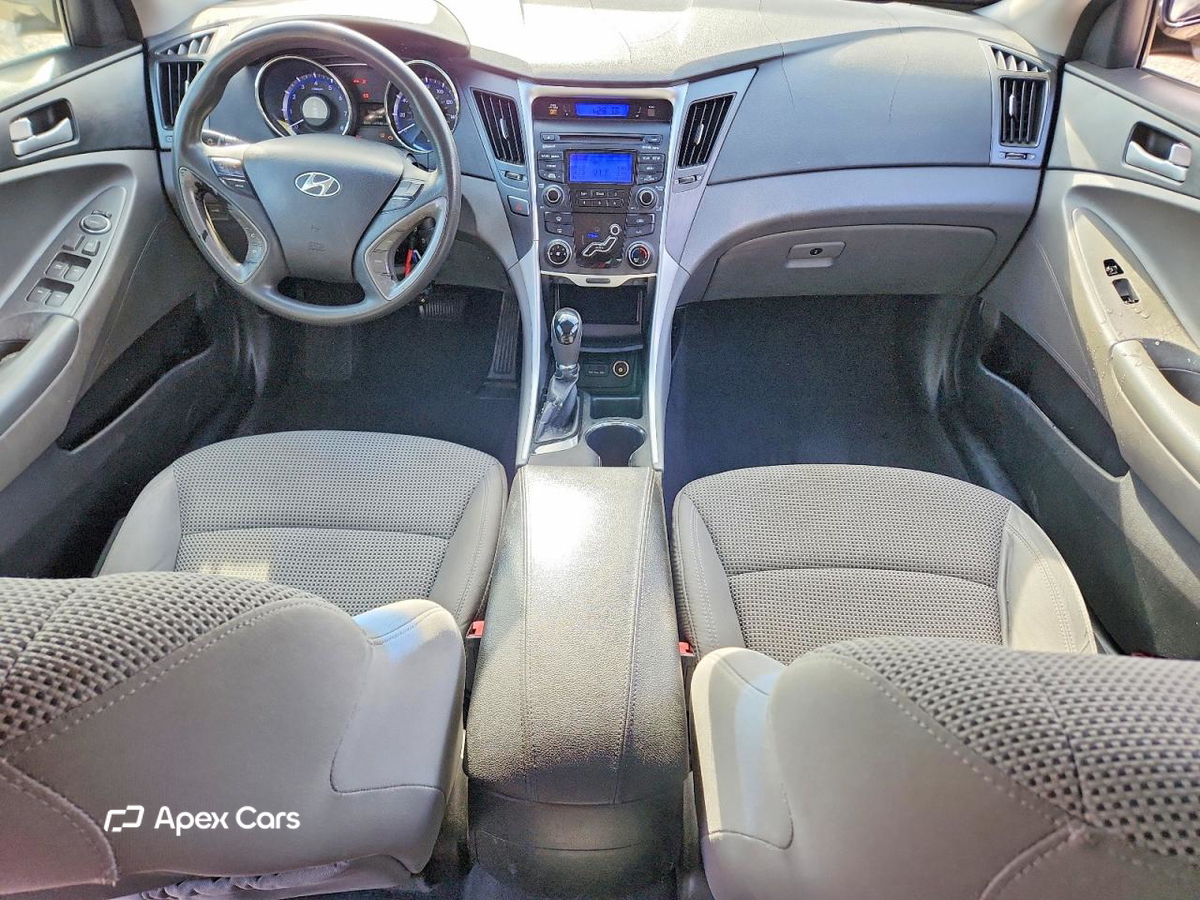 Hyundai Sonata 2012